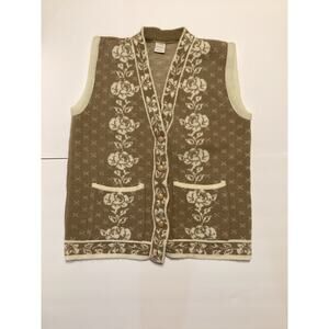 Jehleai Grandma Rose Cream And Beige Rose Button Down Vest
